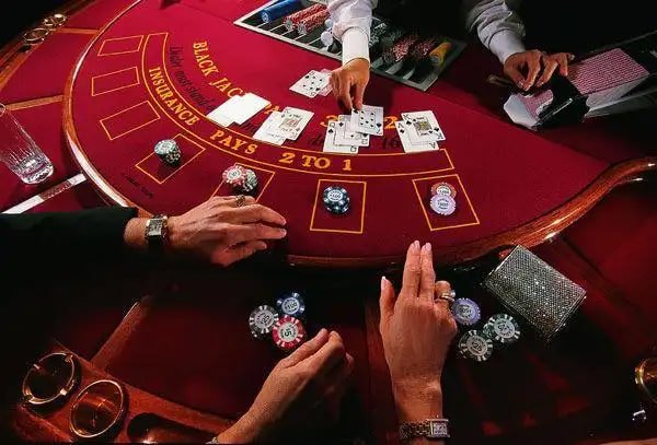 Kontrol bermain mobile dengan tampilan jelas